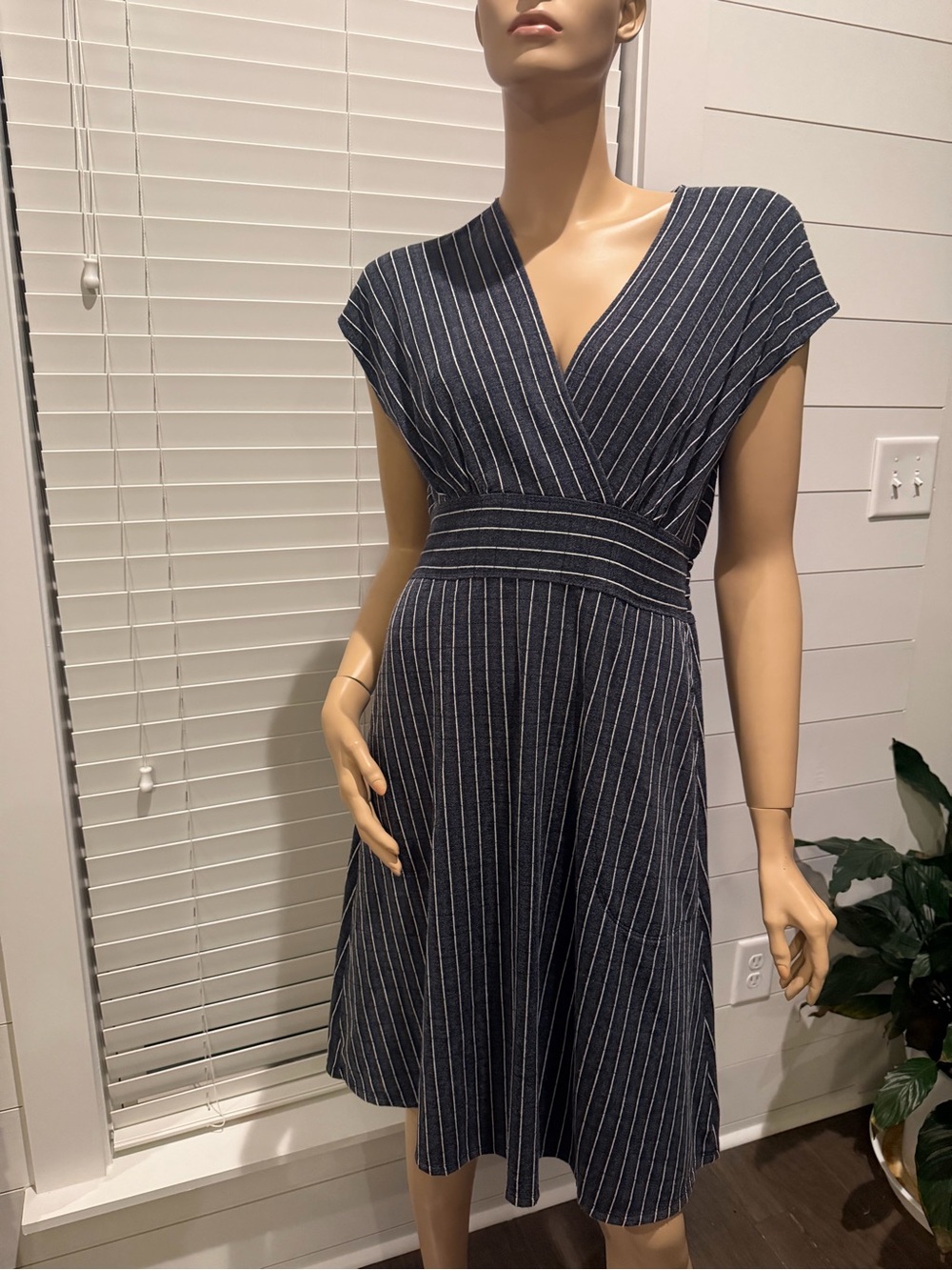 Cato Navy and White Striped Wrap V-Neck Dress Women’s Size Medium